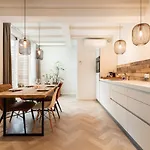 Leidse Square 5 Star Luxury Амстердам