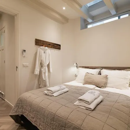 Leidse Square 5 Star Luxury Apartment *