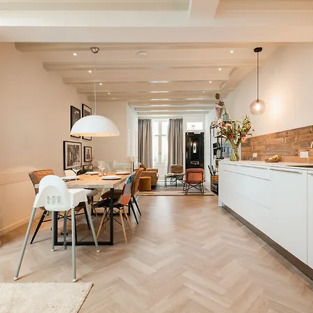 Leidse Square 5 Star Luxury דירה