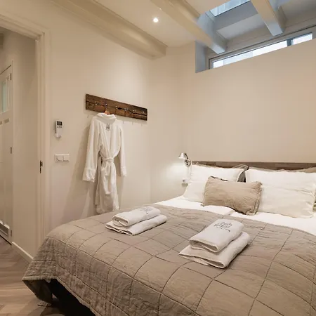 Leidse Square 5 Star Luxury * Amsterdam