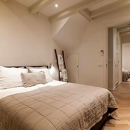 Leidse Square 5 Star Luxury Amsterdam